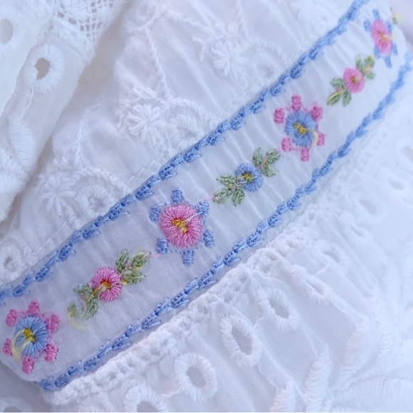 LoveShackFancy Set: Eyelet Top and matching Skirt w/ Floral Embroidery Trim - Picture 5 of 8